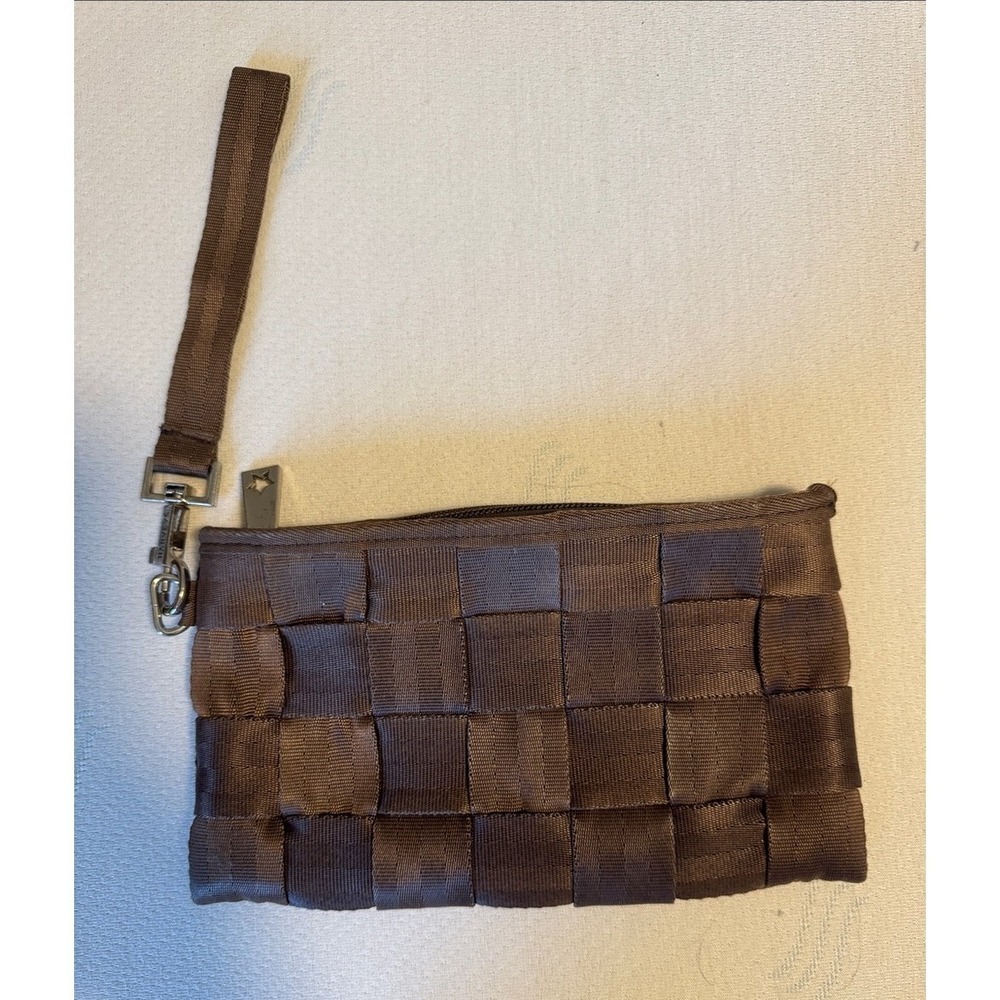 Harveys Seatbelt Bag Brown Woven Wristlet Pouch Zip Top Clutch Wallet - Picture 2 of 3